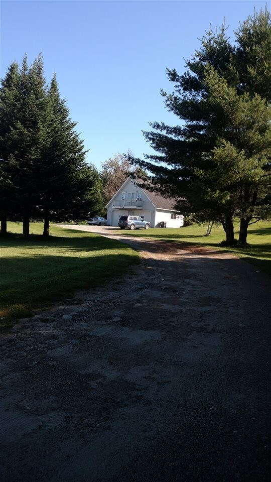 2876 VT105, Derby, VT 05829 Room for Rent in Derby, VT