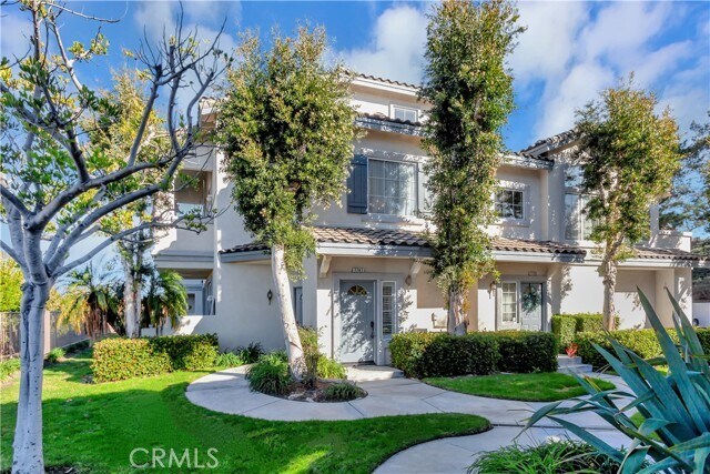Primary Photo - 7741 E Viewrim Dr