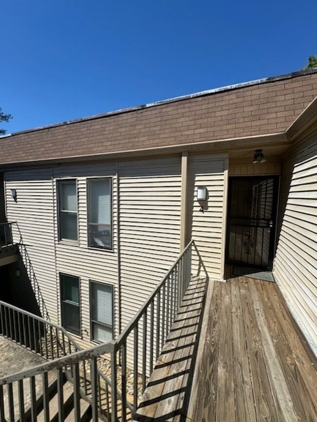 Building Photo - Townhome For Rent In Germantown