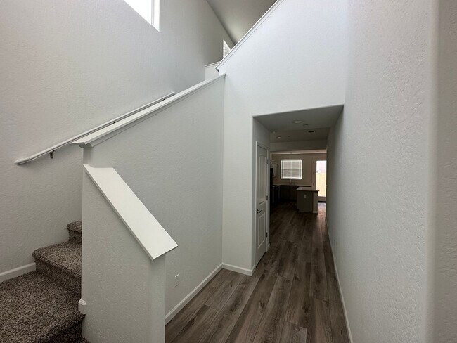 Foto del edificio - Lovely newer home on a corner lot!