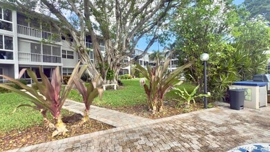 Building Photo - 1200 SW 12th Ct