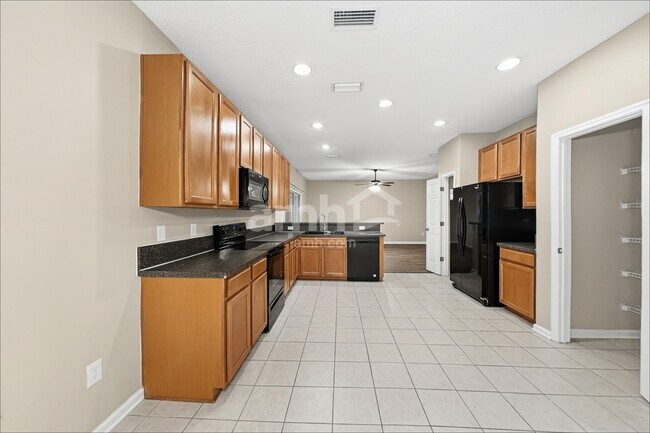 Foto del edificio - 1779 Ferncreek Dr