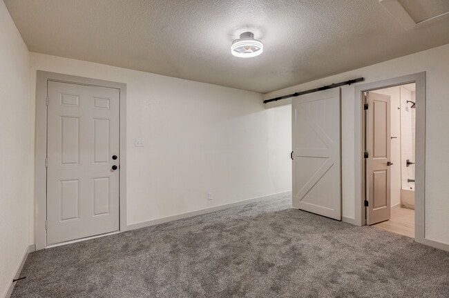 Foto del edificio - 2327 Fulton St