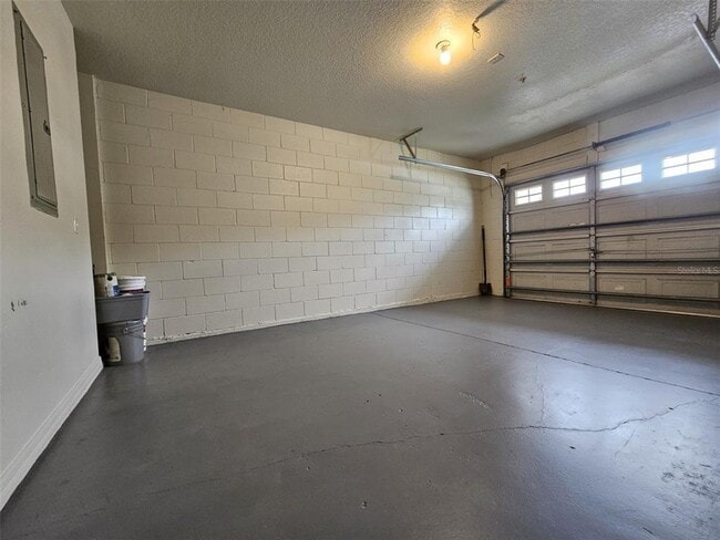 Foto del edificio - 2051 Cypress Bay Blvd