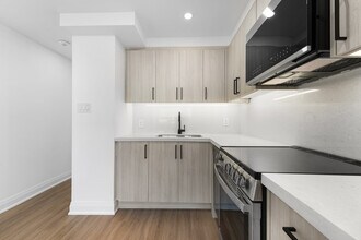 Building Photo - 44 Charles West in Manulife Centre