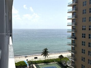 Building Photo - 1904 S Ocean Dr