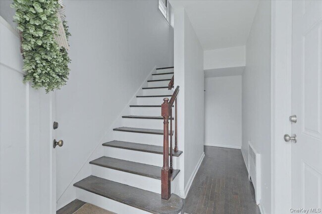 Foto del edificio - 98 Nassau Rd