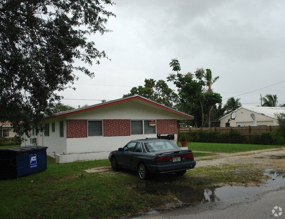 Foto del edificio - 6041 Wiley St