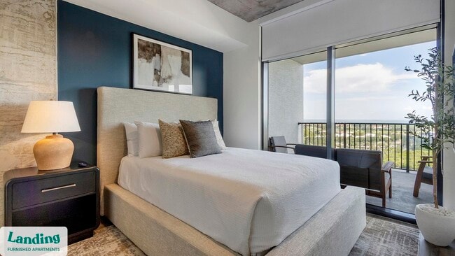 Building Photo - 221 Main St N