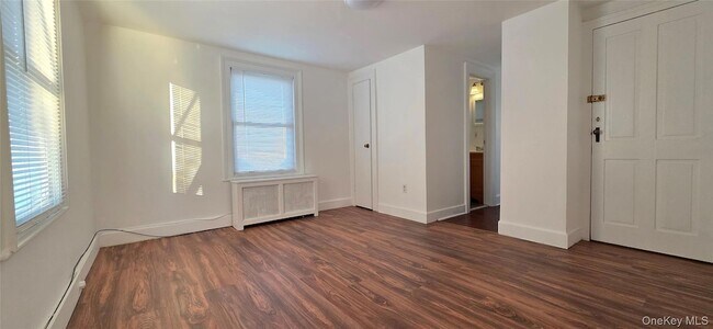 Foto del edificio - 20 Hamilton Ave