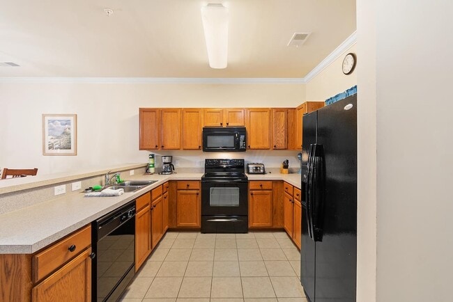 Building Photo - 6253 Catalina Dr