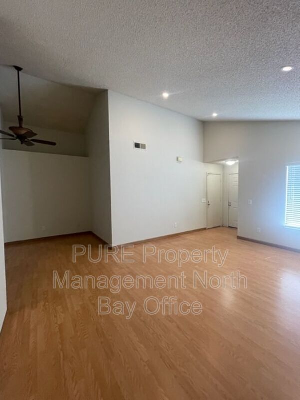 Building Photo - 9292 Cordellia Ln