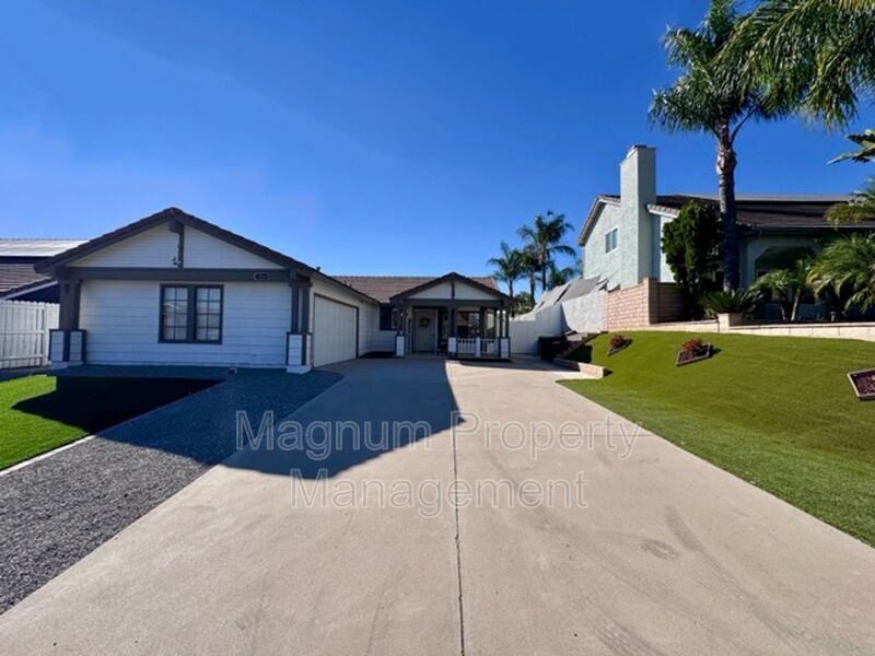 Foto principal - 33569 Canyon Ranch Rd
