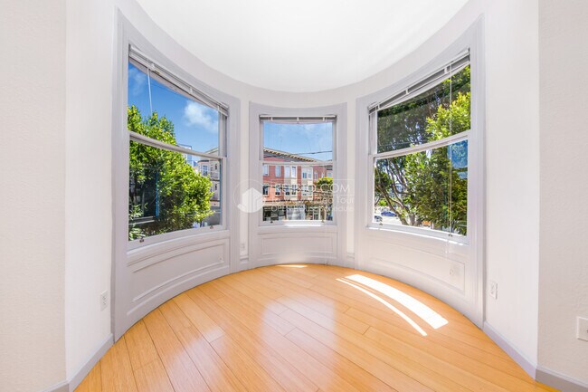 Foto del edificio - 539 Octavia St