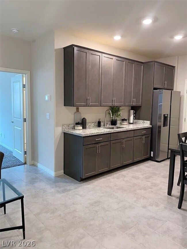 Foto del edificio - 4062 Landriano Ave