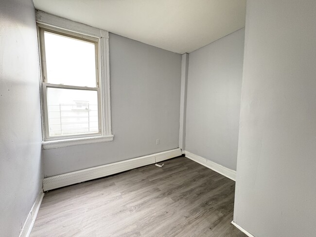 Foto del edificio - 49 N 14th St