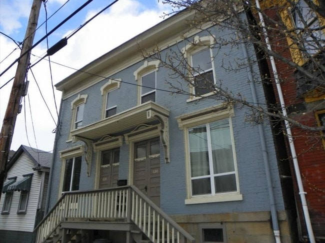 Building Exterior - 636 Main St
