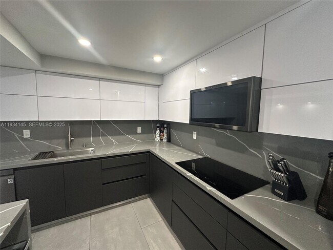 Foto del edificio - 600 Parkview Dr