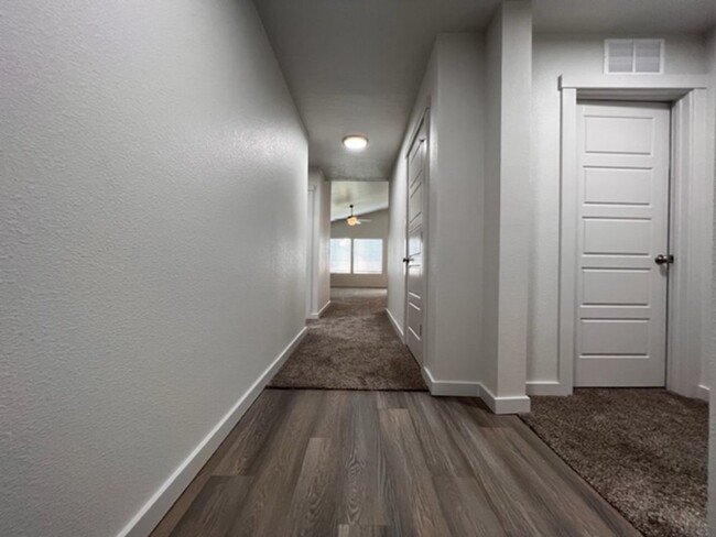 Building Photo - Comfort and Luxury Single Family Home