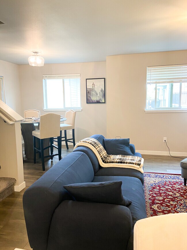 Foto del edificio - 4920 S Willow St