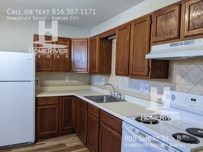 Foto del edificio - Charming Fourplex in Lathrop!
