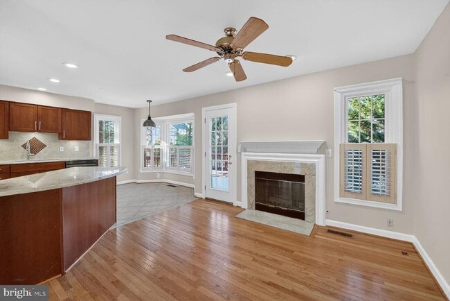 Foto del edificio - 8110 Meadow Springs Ct