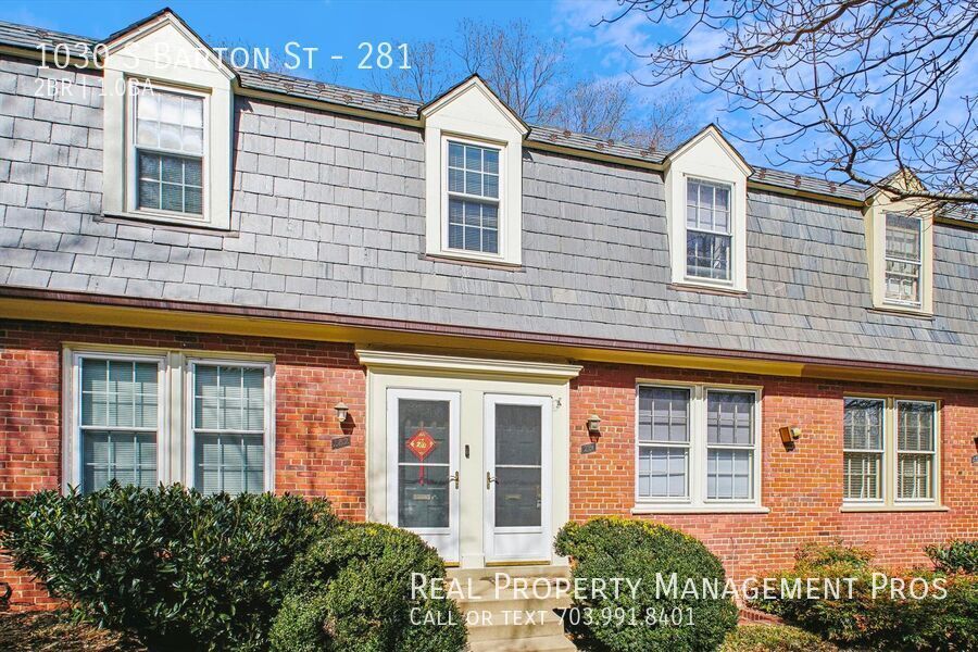 Foto principal - Sunny & Spacious Arlington Village TH- Ste...