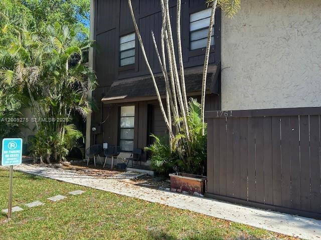 Foto del edificio - 1761 Bayberry Dr