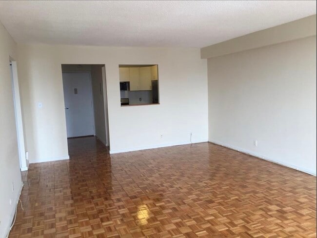 Foto del edificio - 33 Pond Ave