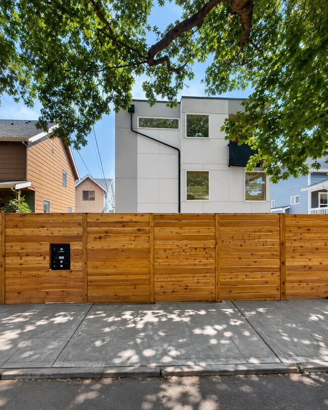 Foto del edificio - 730 26th Ave S
