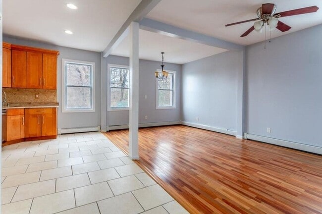 Photo - 1316 44th St House