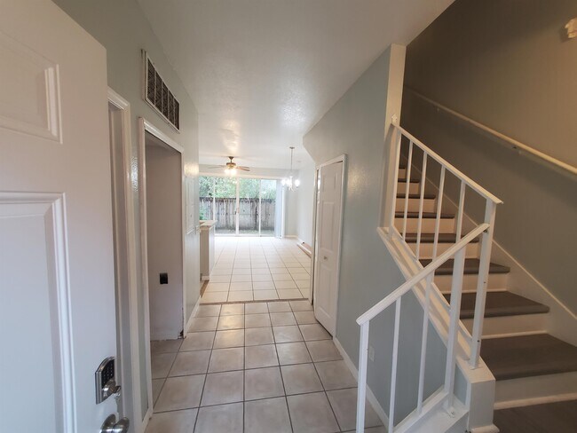 Photo - 2545 Old Vineland Rd Townhome
