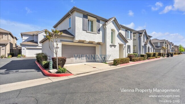 Building Photo - 8406 Oliva Rd