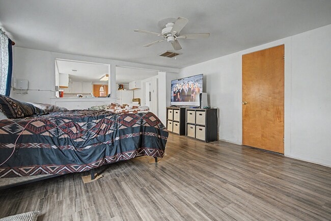 Photo - 1803 Grand Ave House
