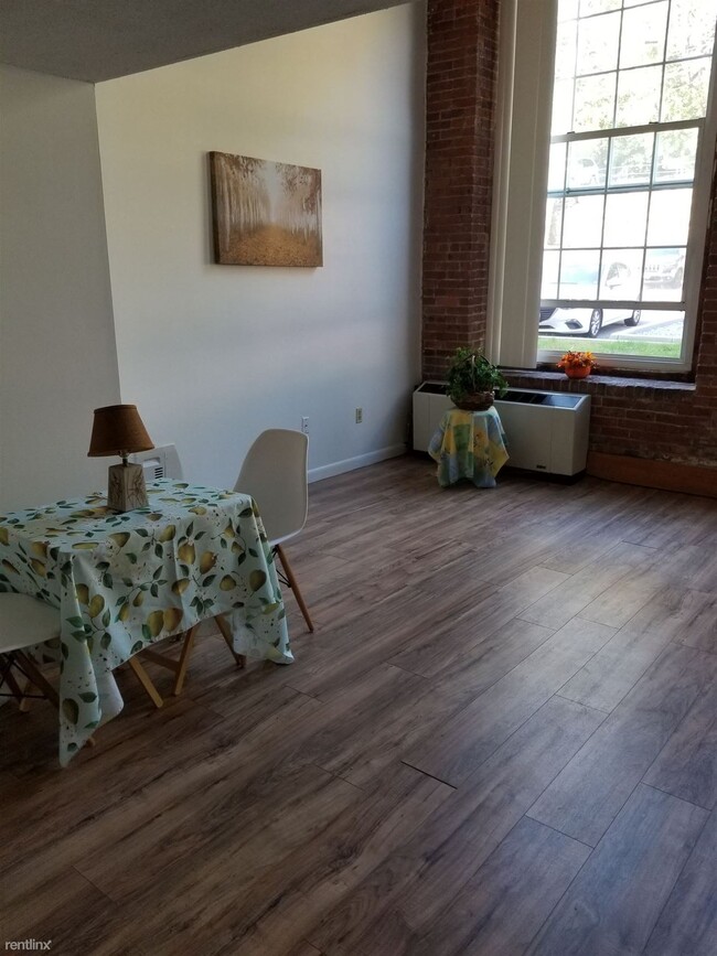 Foto del edificio - 1 br, 1 bath Condo - Falls Mill