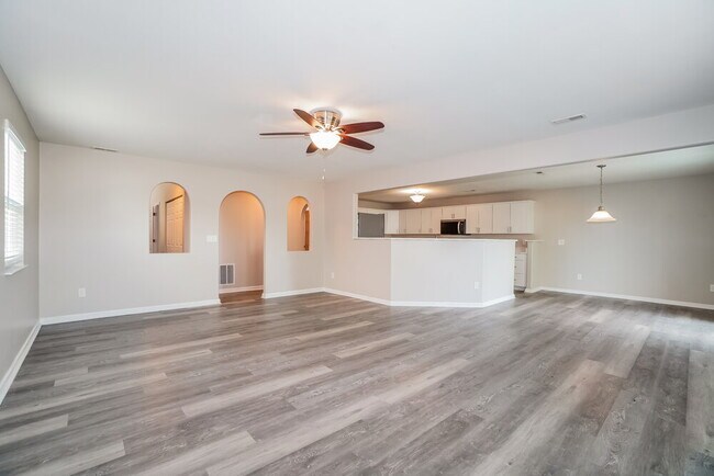 Foto del edificio - 4877 Grimm Dr