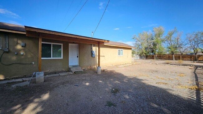 Foto del edificio - 1721-1729 Del Sur Drive SW