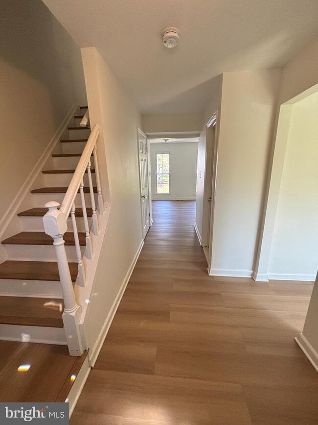 Building Photo - 2900 Madeira Ct