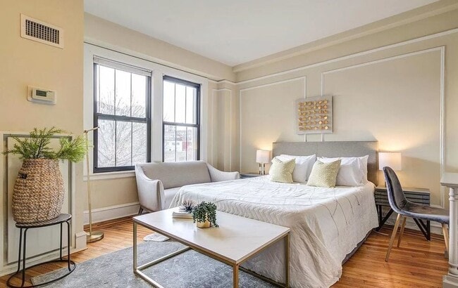 Photo - 1613 Harvard St NW House