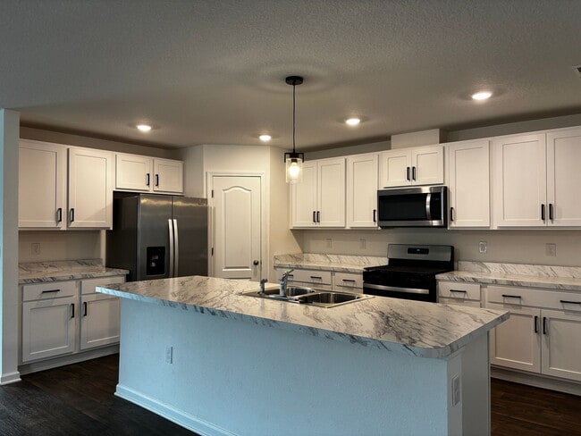 Building Photo - 232 Encanto Wy