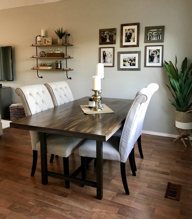Foto del edificio - 17948 NW Deerfield Dr