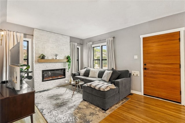 Building Photo - 1812 Las Flores Dr