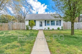 Building Photo - 1313 St Michaels Ln