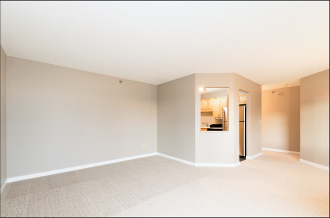 living room - 78 10th St E