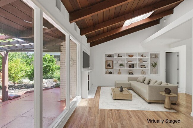 Foto del edificio - 3BD/1B Single Family Home - Zen Garden!