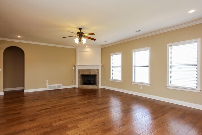 Building Photo - 55 Misty Meadows Cove