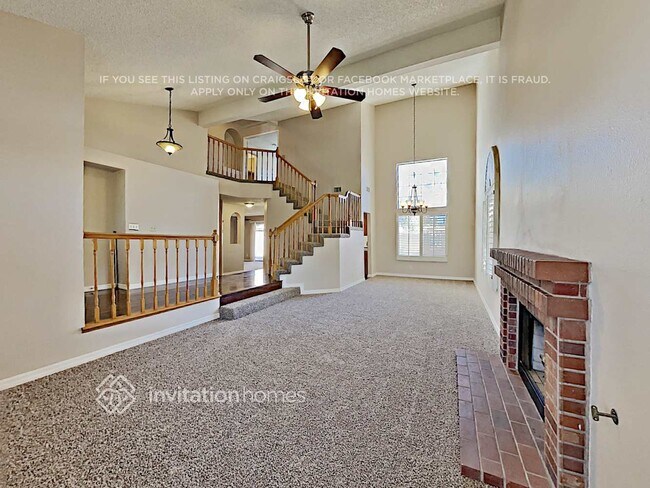 Foto del edificio - 914 Sparrow Ct