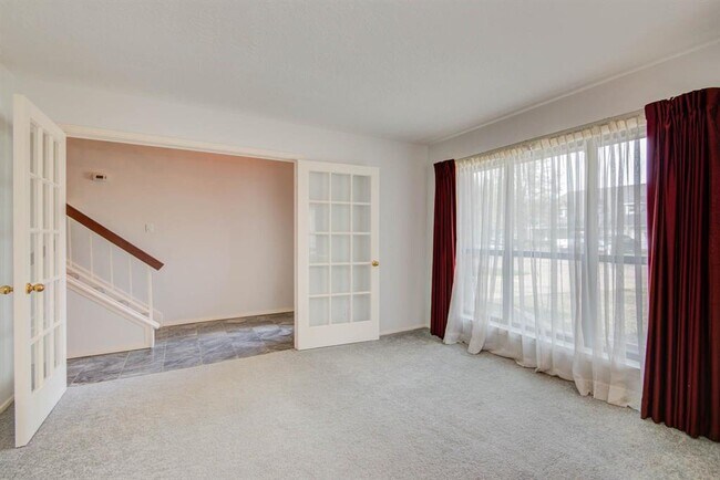 Building Photo - 16603 Burlcreek St