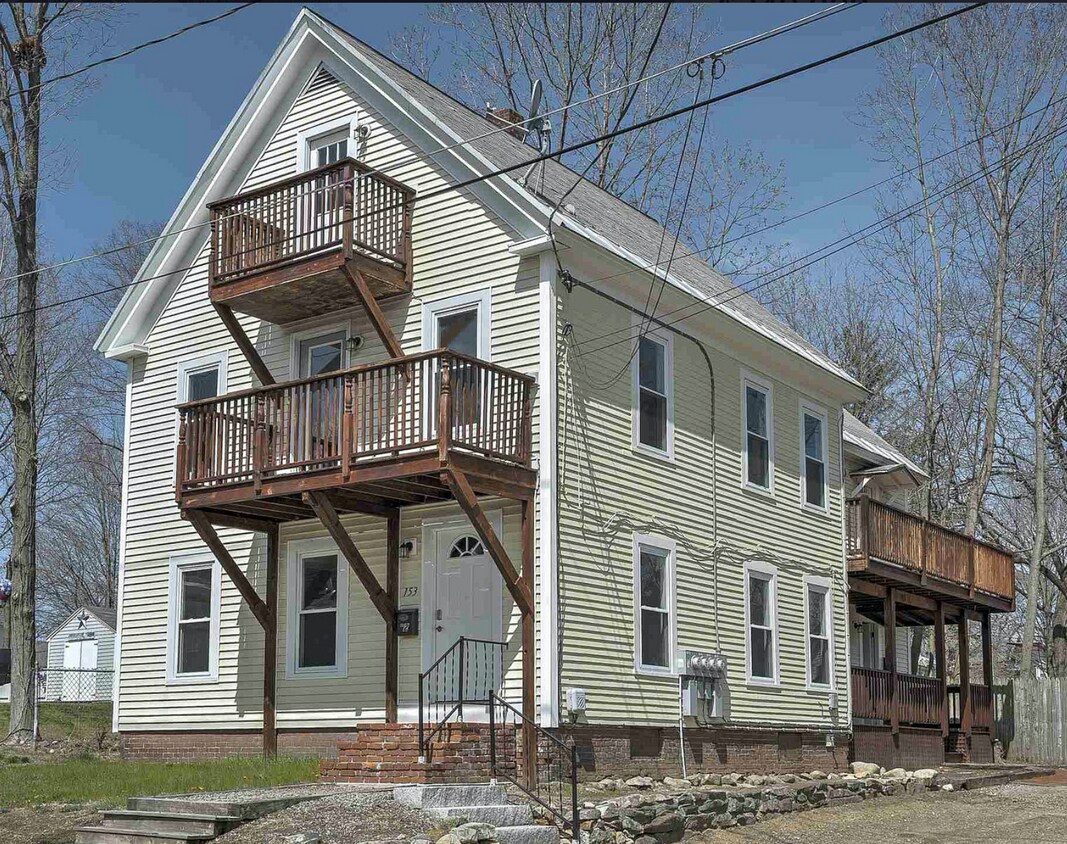 Primary Photo - 47 Main St