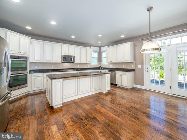 Building Photo - 24925 Quimby Oaks Pl